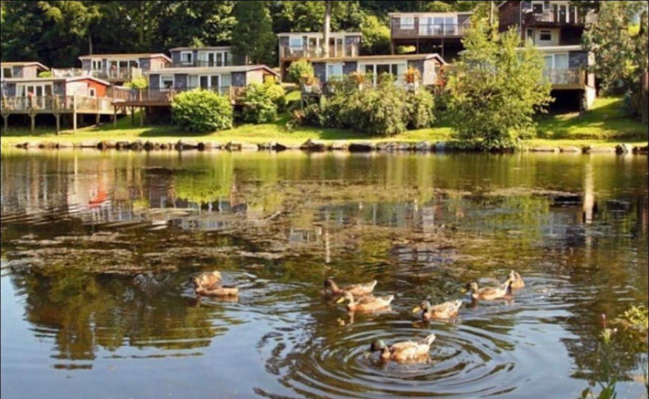 18 River View Chalet-Glan Gwna Holiday Park Caernarfon Exterior photo